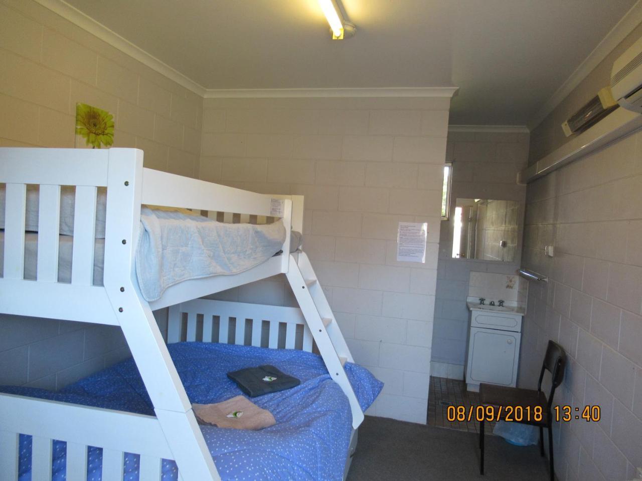 Rankins Springs Motel Bagian luar foto